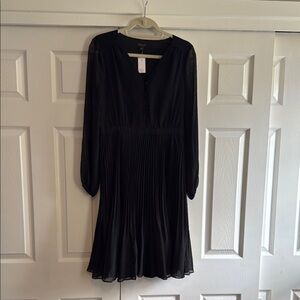 Elegant Black Pleated Dress